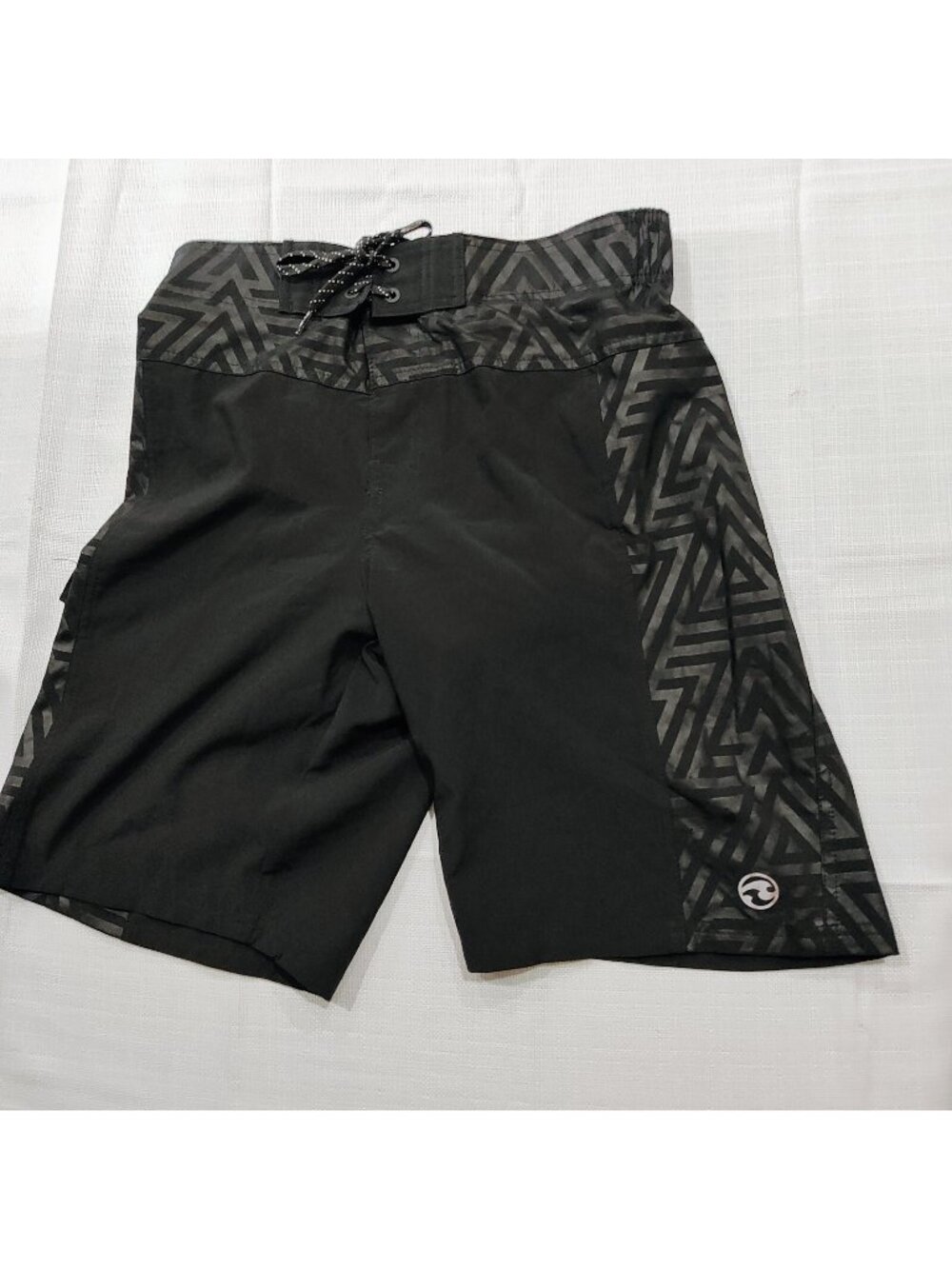 Ocean Current Black Swimming Board Shorts Model OY1191822EFWA (Size Small)